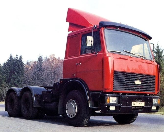 МАЗ-64226
